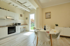 Отель Family Apartment Fucecchio  Фучеккио